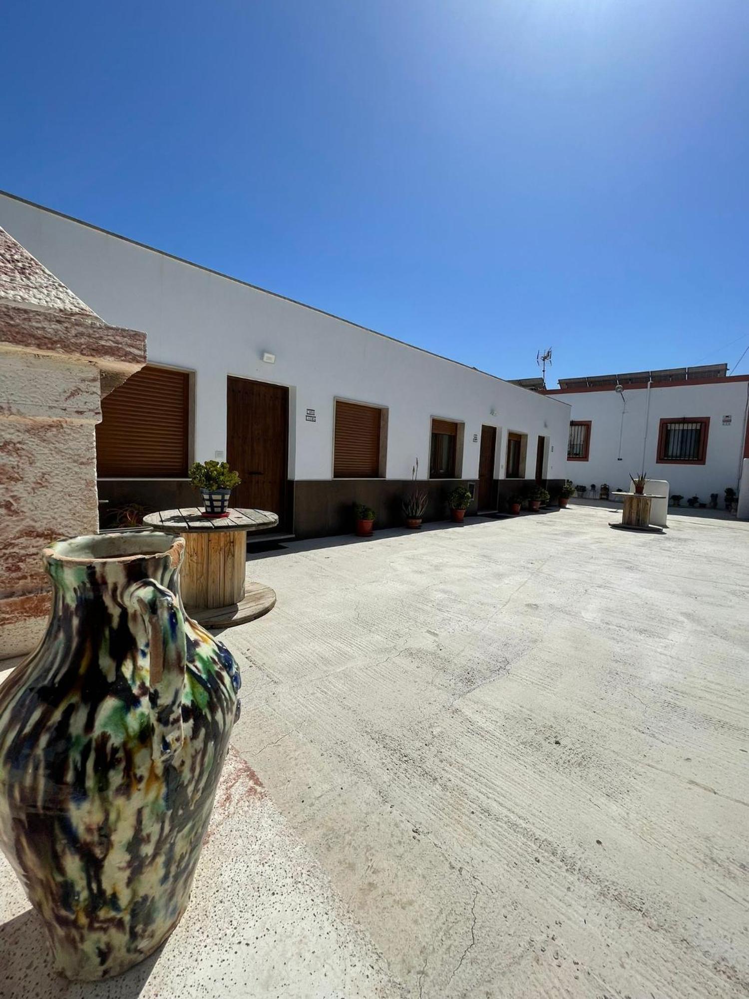 Apartamentos La Palmera Fernan Perez Exterior foto